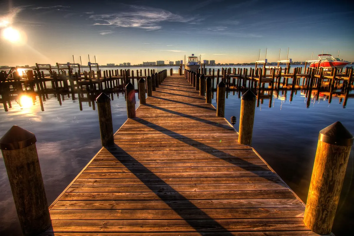 Marina Slip Rental vs. Mooring Ball: A Cost and Convenience Comparison for New Boaters
